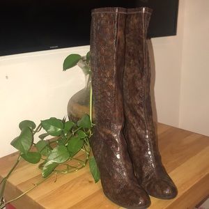 Light weight. Gianni Bini boot